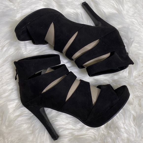 VENUS Shoes - Venus Black Heels
